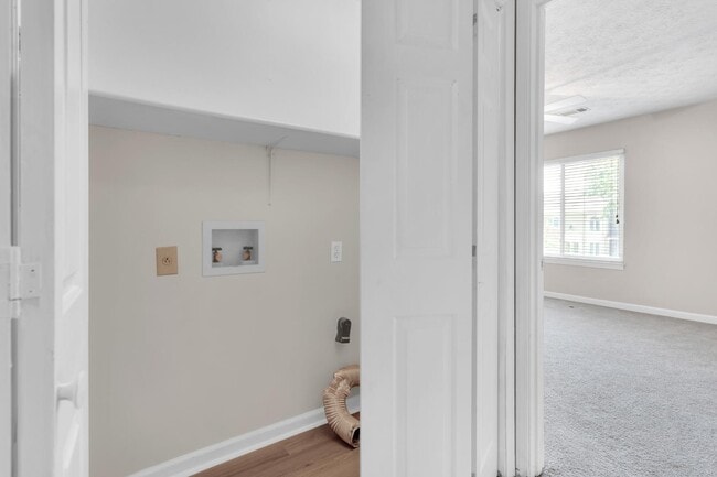 Building Photo - 2186 Spring Walk Ct