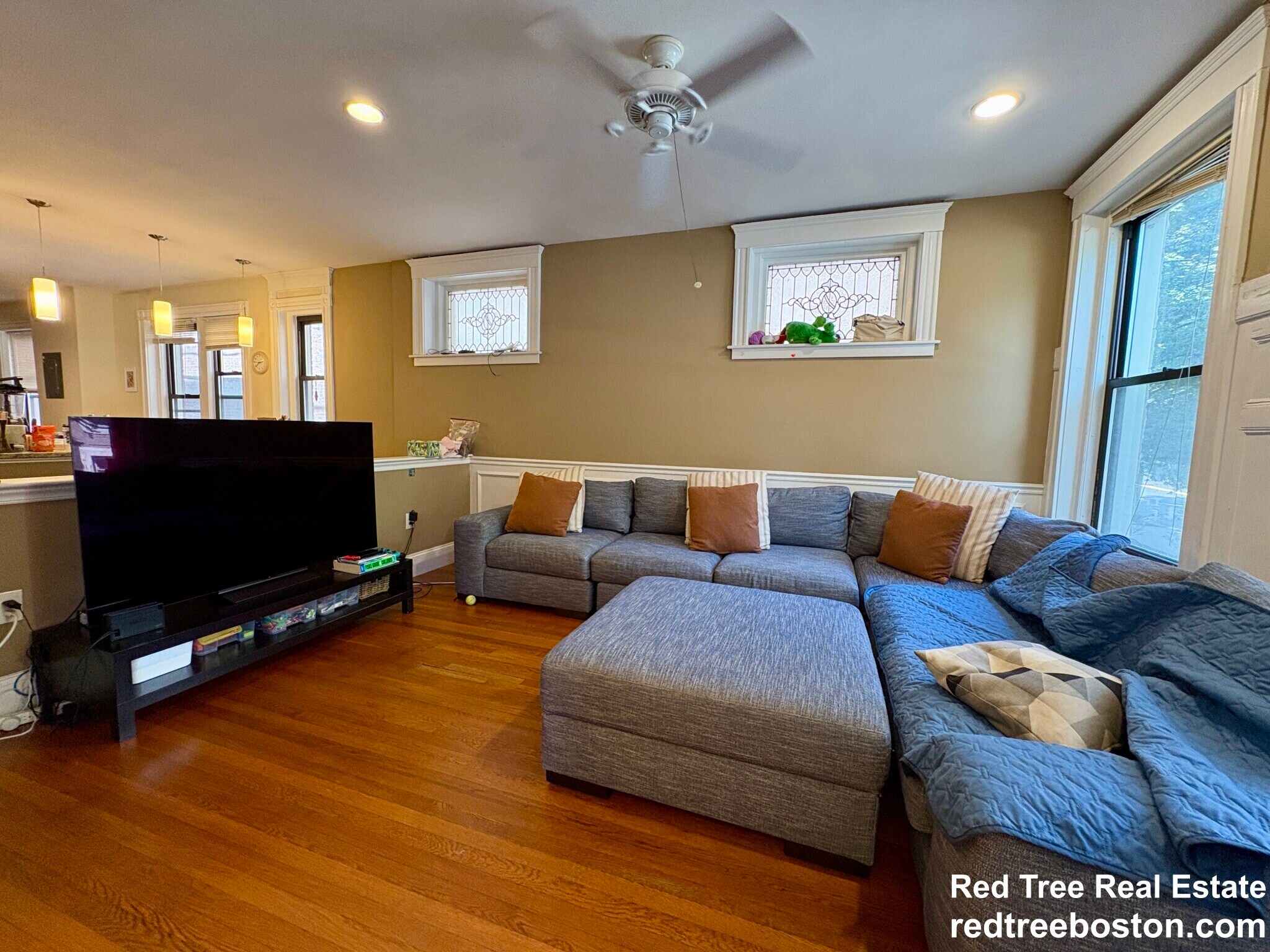 Building Photo - 11 Babcock St