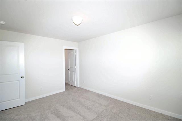 Building Photo - 330 Fire Rock Dr