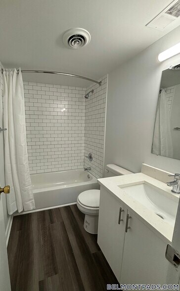 Building Photo - 51 Hill Rd