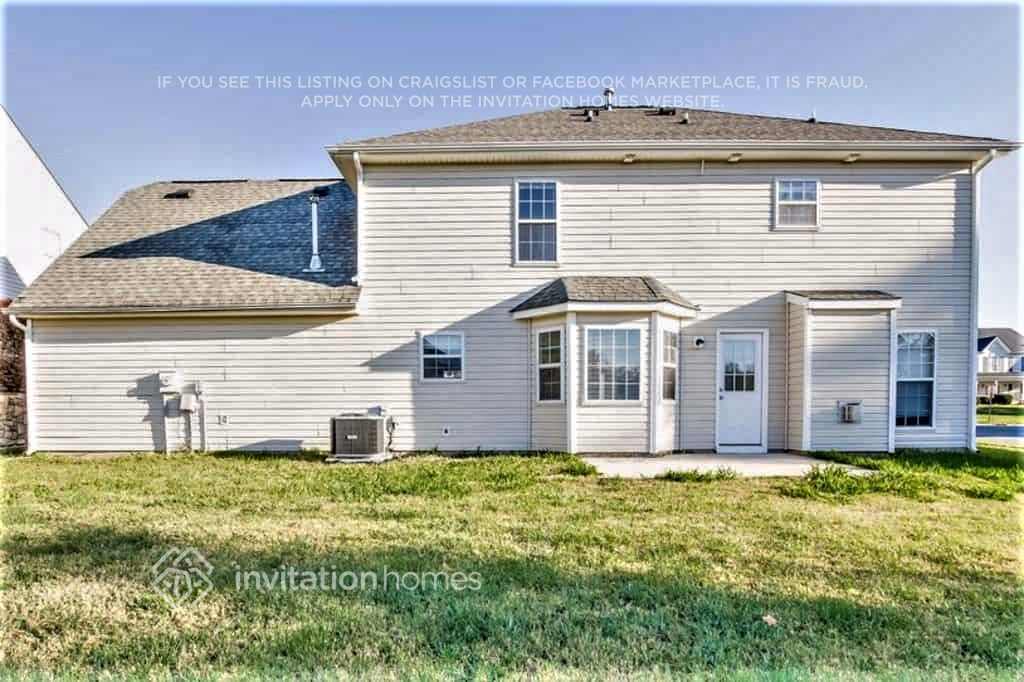 Building Photo - 160 Elrosa Rd