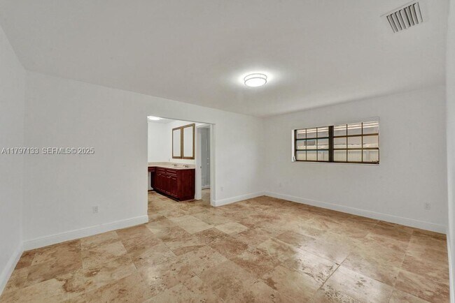 Building Photo - 1981 SW 139th Ct