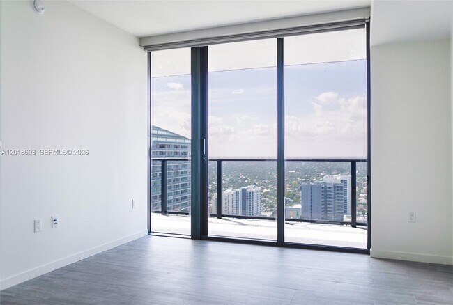 Building Photo - 1000 Brickell Plaza