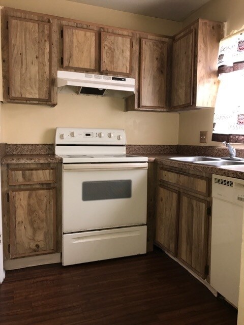 Building Photo - 4148 Pershing Pointe Pl