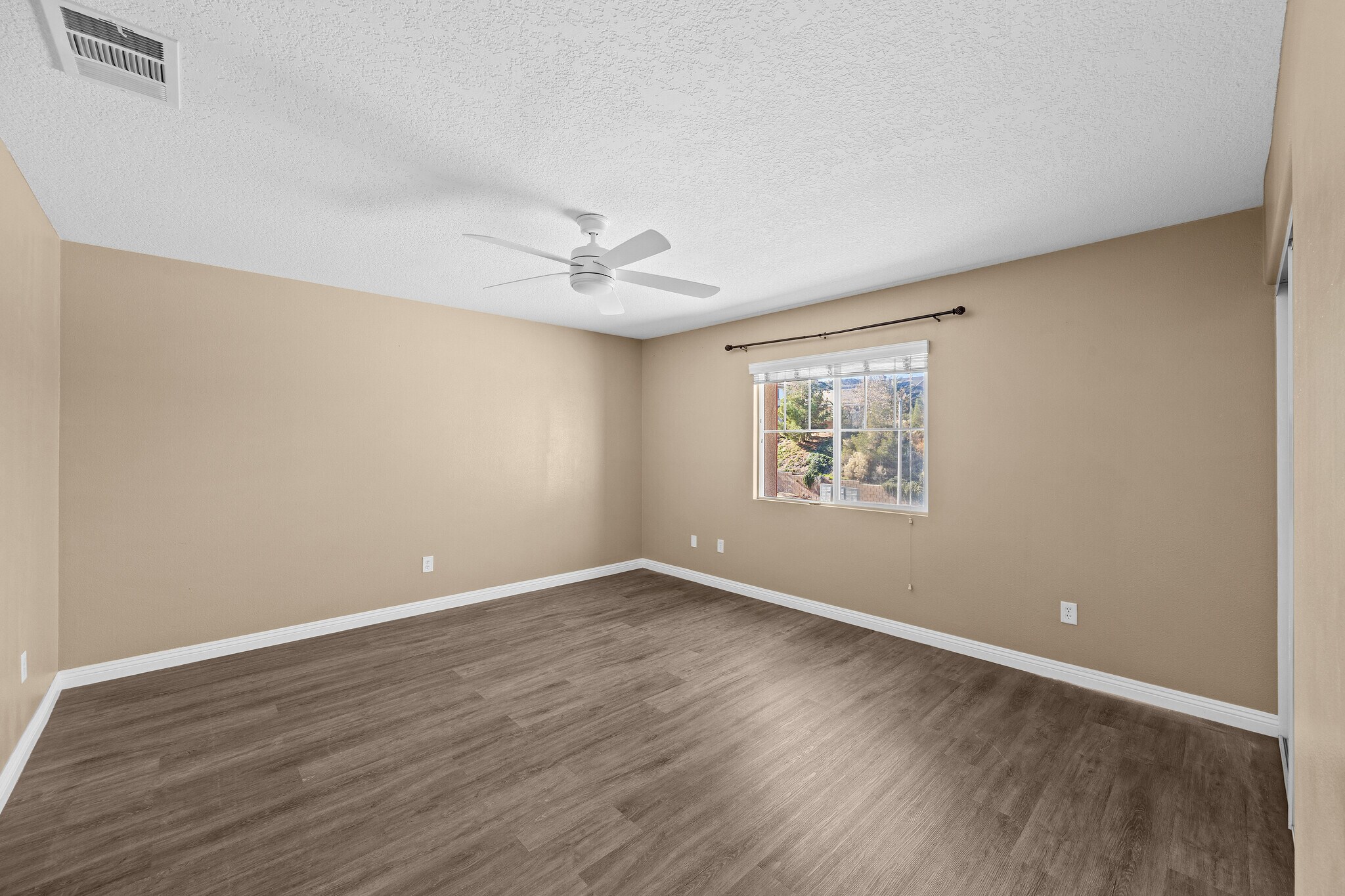 Building Photo - 38442 Wakefield Pl