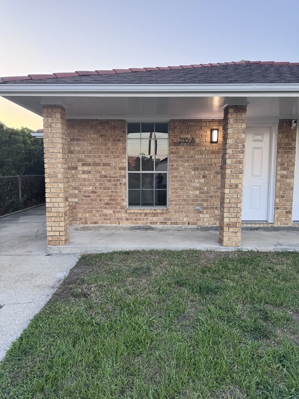 Building Photo - 2116 Stander Pl