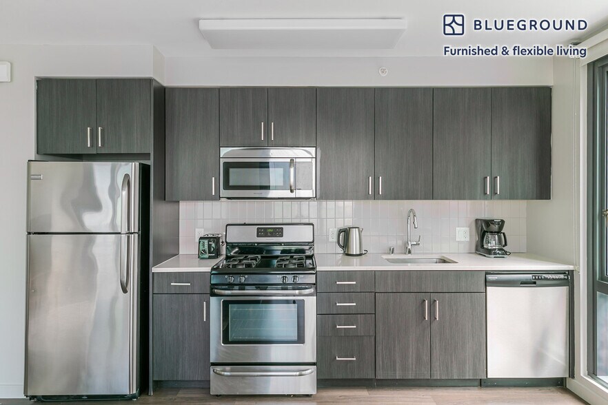 Building Photo - 101 Polk St