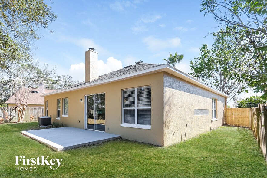 Building Photo - 8311 Abbeyfield Dr