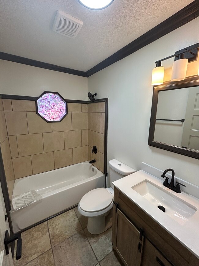Building Photo - 9610 Britannia Ct