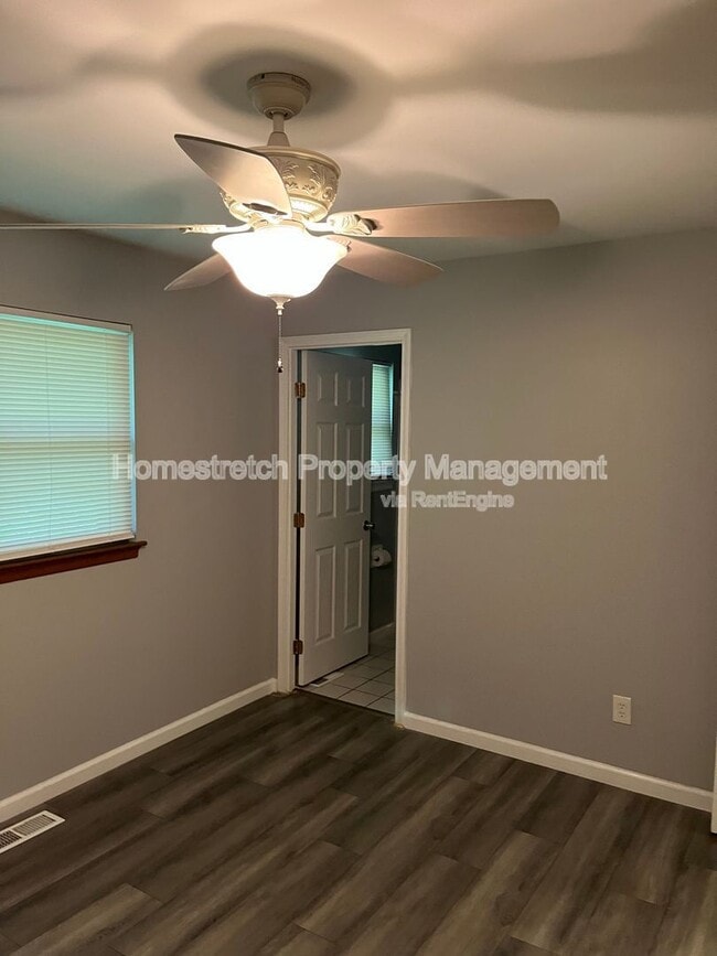 Building Photo - 1405 San Miguel Ln