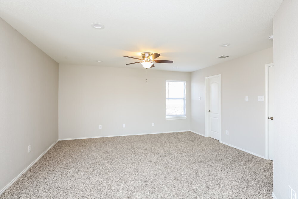 Building Photo - 8409 Star Thistle Dr