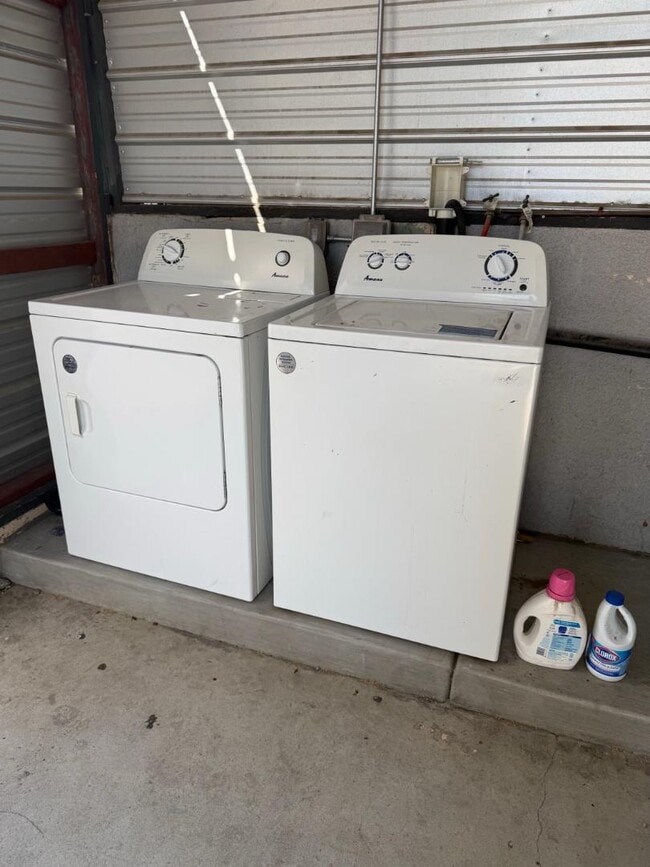 Building Photo - 66321 Buena Vista Ave