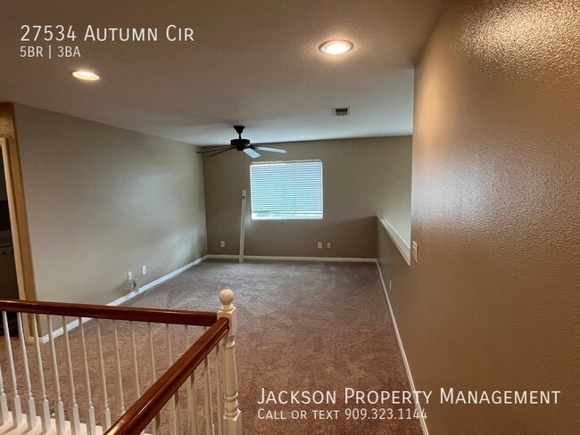 Building Photo - 27534 Autumn Cir