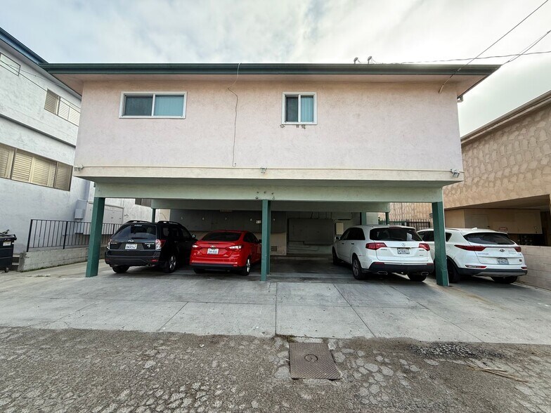 Building Photo - 12737 Pacific Ave