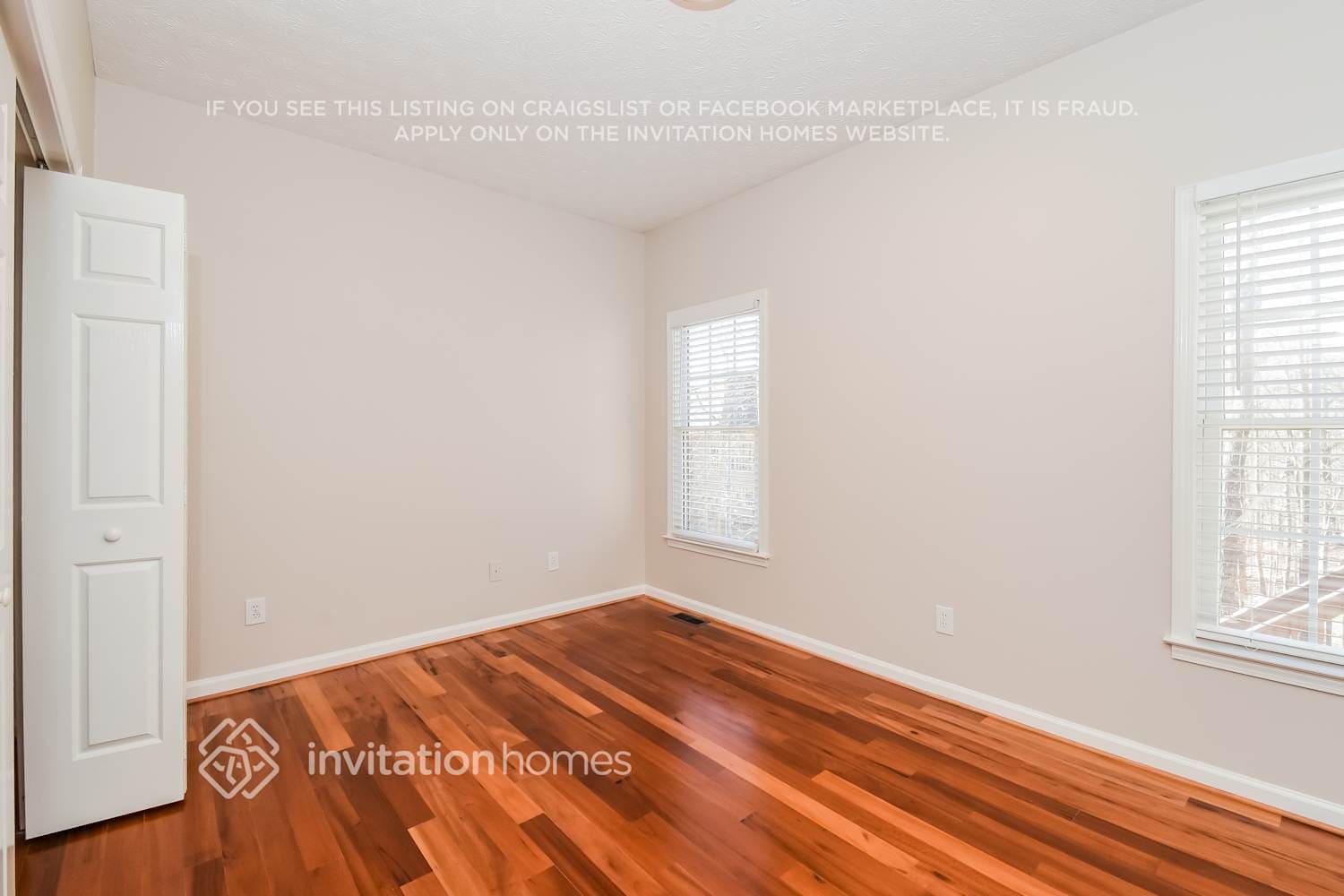 Building Photo - 2011 Castlemaine Cir