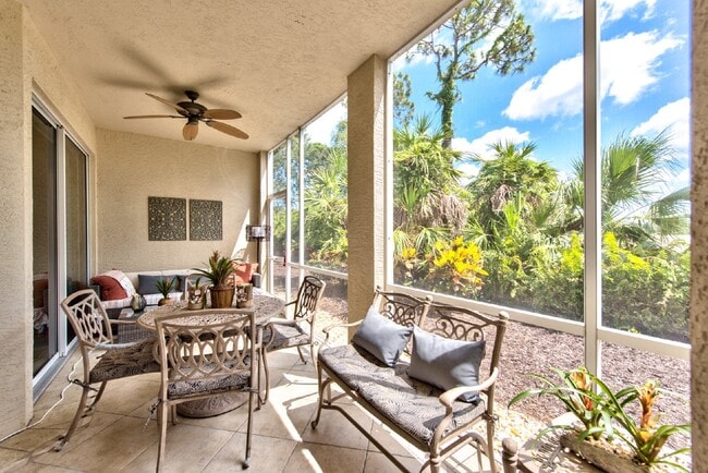 Building Photo - BEAUTIFUL PELICAN LANDING HOME