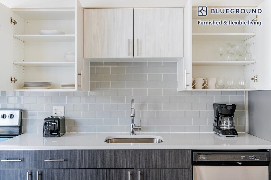 Building Photo - 1301 M St NW