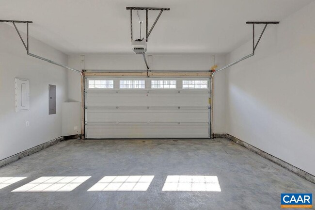 Building Photo - 3640 Moffat St