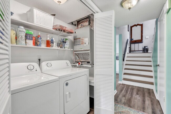 Building Photo - 87 Briarview Cir