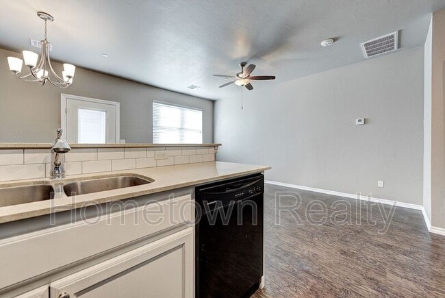 Building Photo - 788 SW 13th St