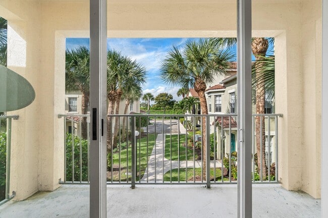 Building Photo - 1503 Belmont Pl