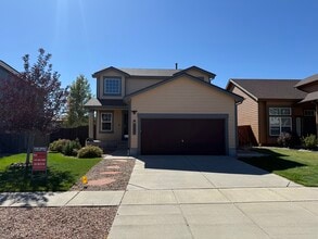 Building Photo - 6897 Shimmering Leaf Rd