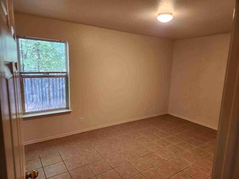 Building Photo - 221 Dale Earnhardt Dr