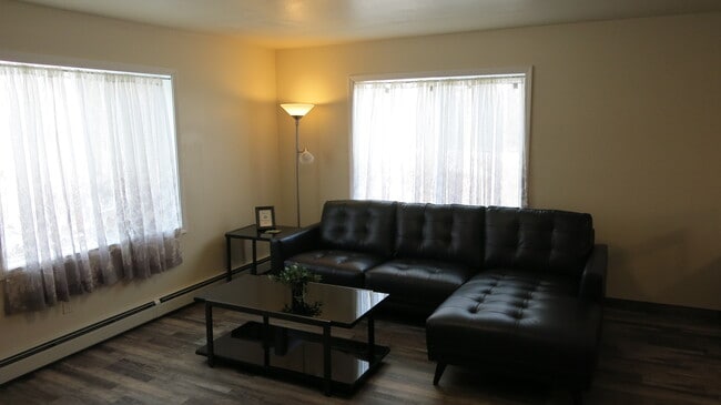 Building Photo - Hope Street