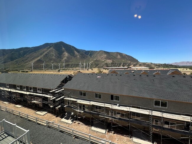 Building Photo - 5228 Acacia Dr