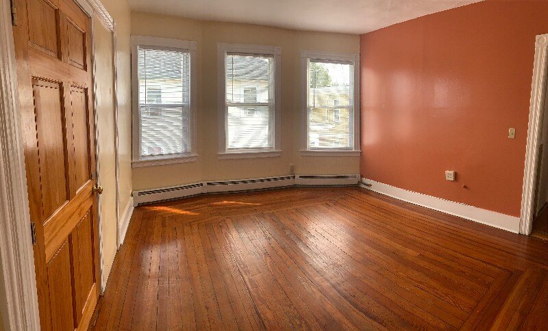 Building Photo - 85 Vinton St