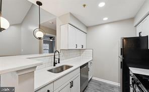 Building Photo - 8931 Town Center Cir