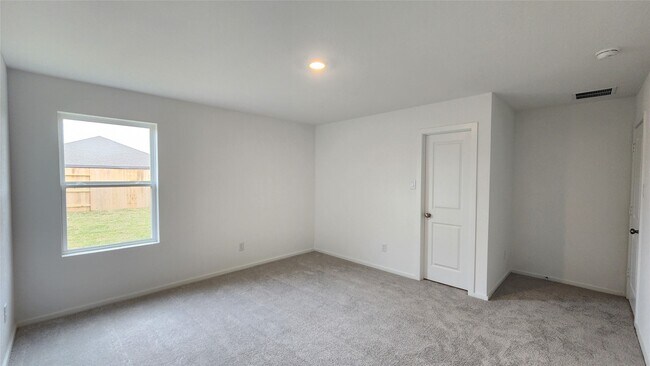 Building Photo - 16202 Rustic Pr Dr