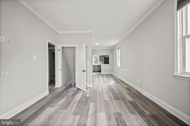 Building Photo - 8807 Fearne Ave