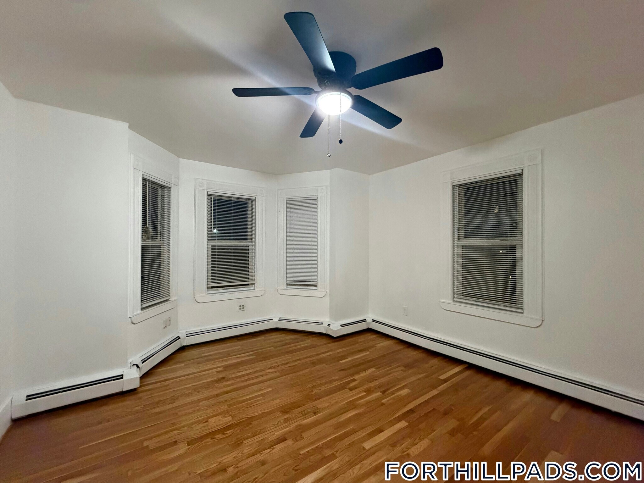 Building Photo - 155 Centre St