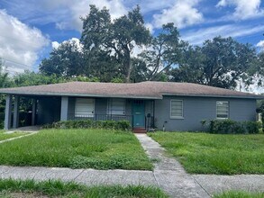 Building Photo - Three Bedroom One Bath - Southside Lakeland