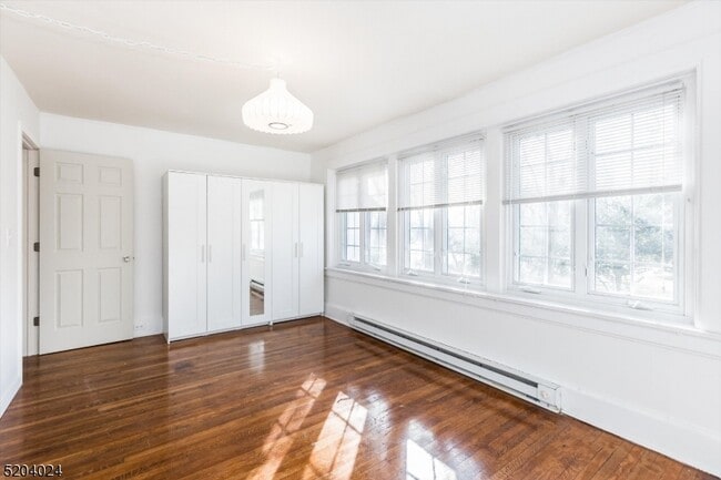 Building Photo - 232 Orange Rd