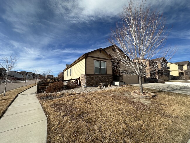 Building Photo - 6808 Cottonwood Tree Dr