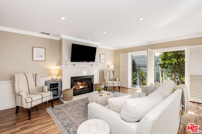 Building Photo - 4443 Saugus Ave