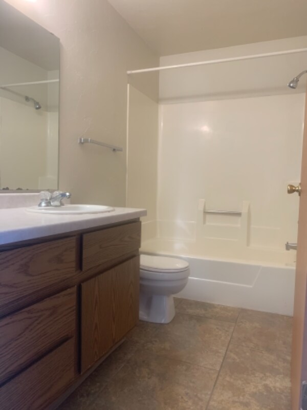 Building Photo - 1103 Anderson Dr
