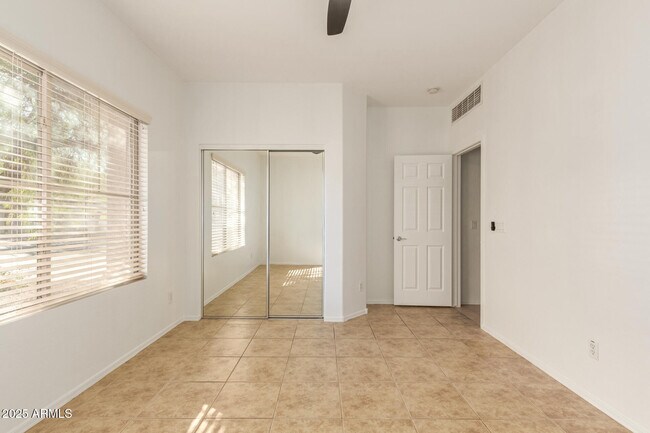 Building Photo - 4170 E Winged Foot Pl