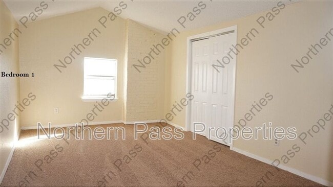 Building Photo - 3403 Pershing Dr