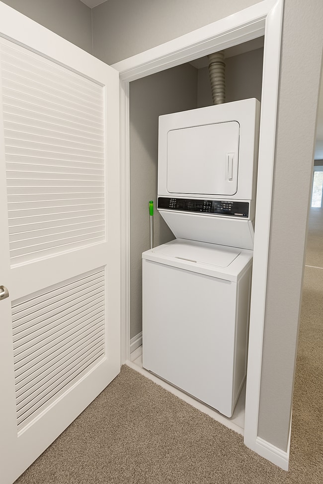 Building Photo - MOVE-IN READY – 1-BEDROOM CONDO IN TUSTIN ...