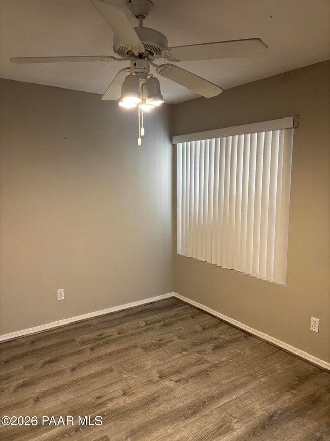 Building Photo - 8787 E Mountain View Rd