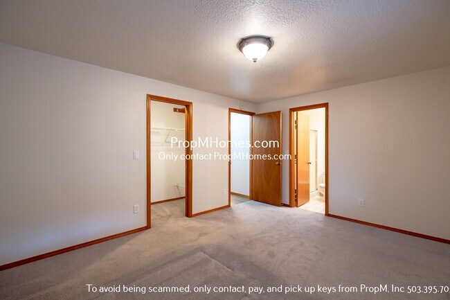Building Photo - Bright Two Bedroom Home in Oak Grove!