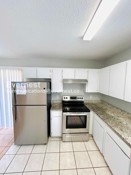 Building Photo - 3706 N Garrison St