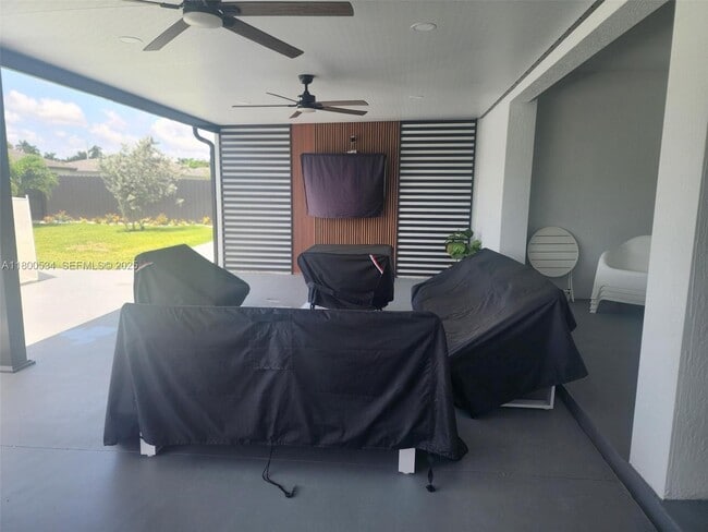 Building Photo - 17000 SW 291st St