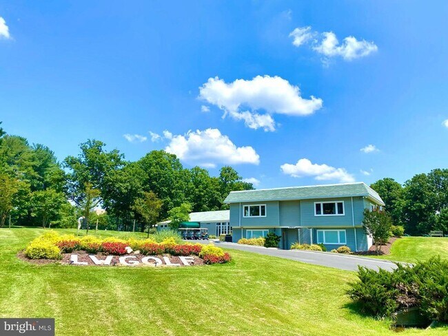 Building Photo - 3310 N Leisure World Blvd