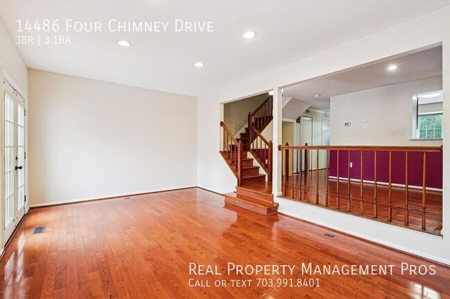 Building Photo - 14486 Four Chimney Dr