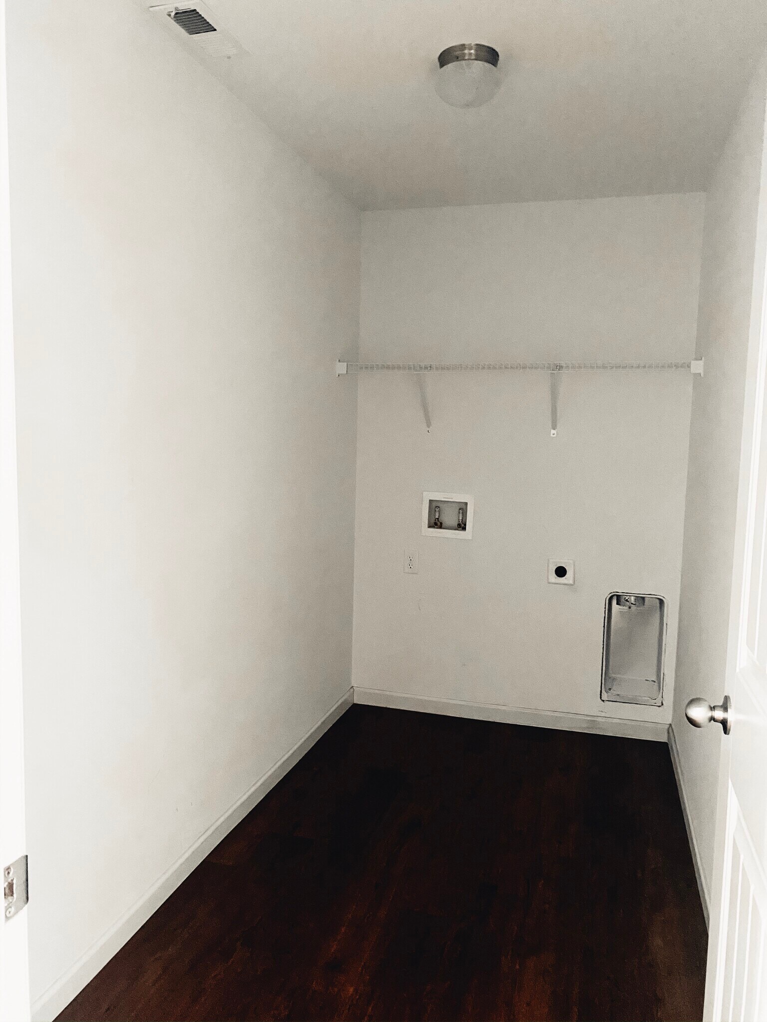 Building Photo - 322 Flat Cove Rd