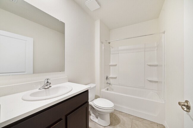 Building Photo - 296 Hickory Crse Trl